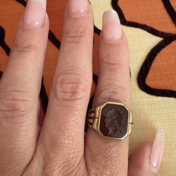 *SOLD* 9k Yellow Gold & Intaglio Carved Carnelian Ring Vintage Sz 8.5-8.75 - Picture 6 of 13